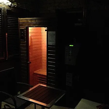 Apartment- 6 Apartman *